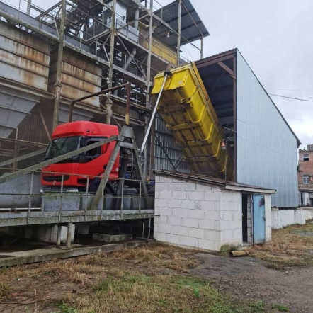 Перші тонни зерна нового врожаю 2025 року вже прийняв наш елеватор у місті Андрушівка, ТОВ  Андрушівський елеватор !